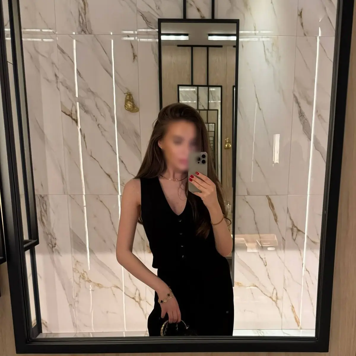 Emilia profile in Dubai