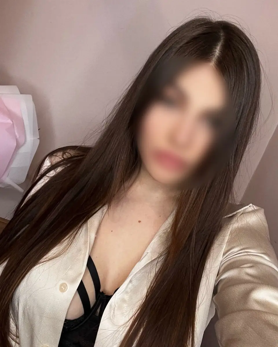 Emilia profile in Dubai