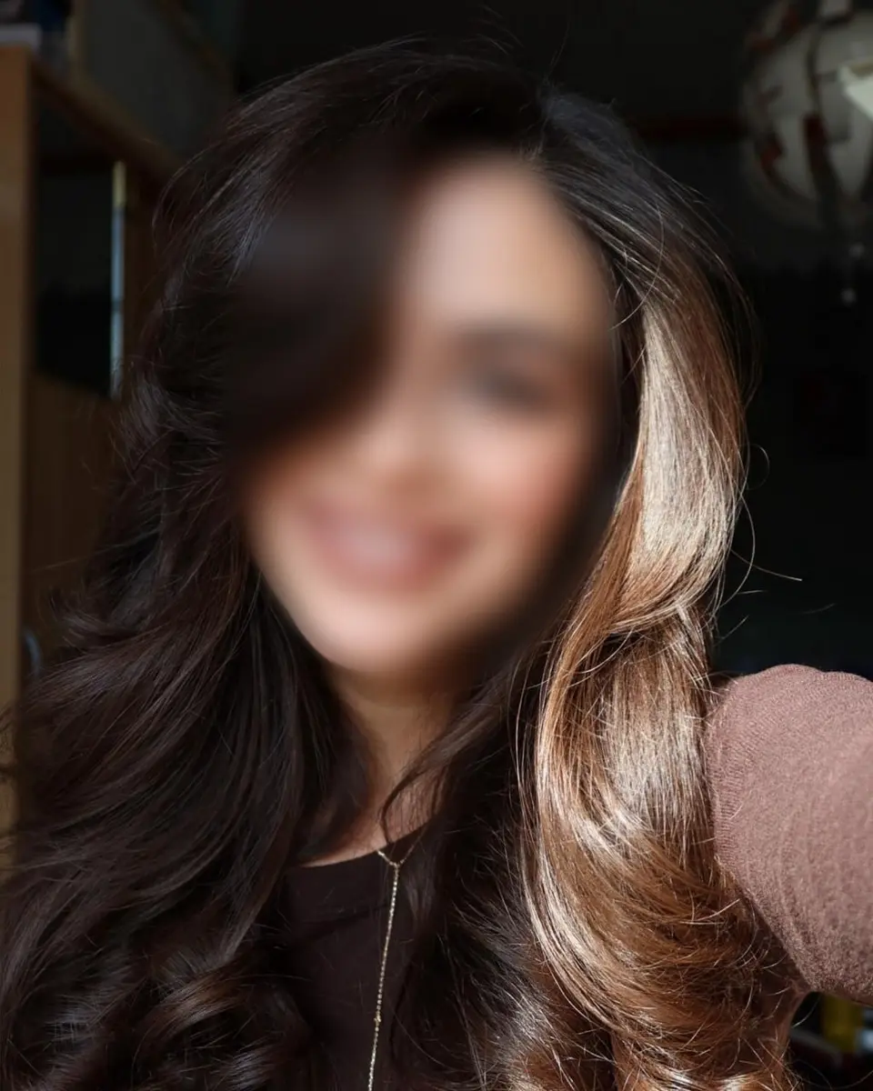 Julia profile in Dubai