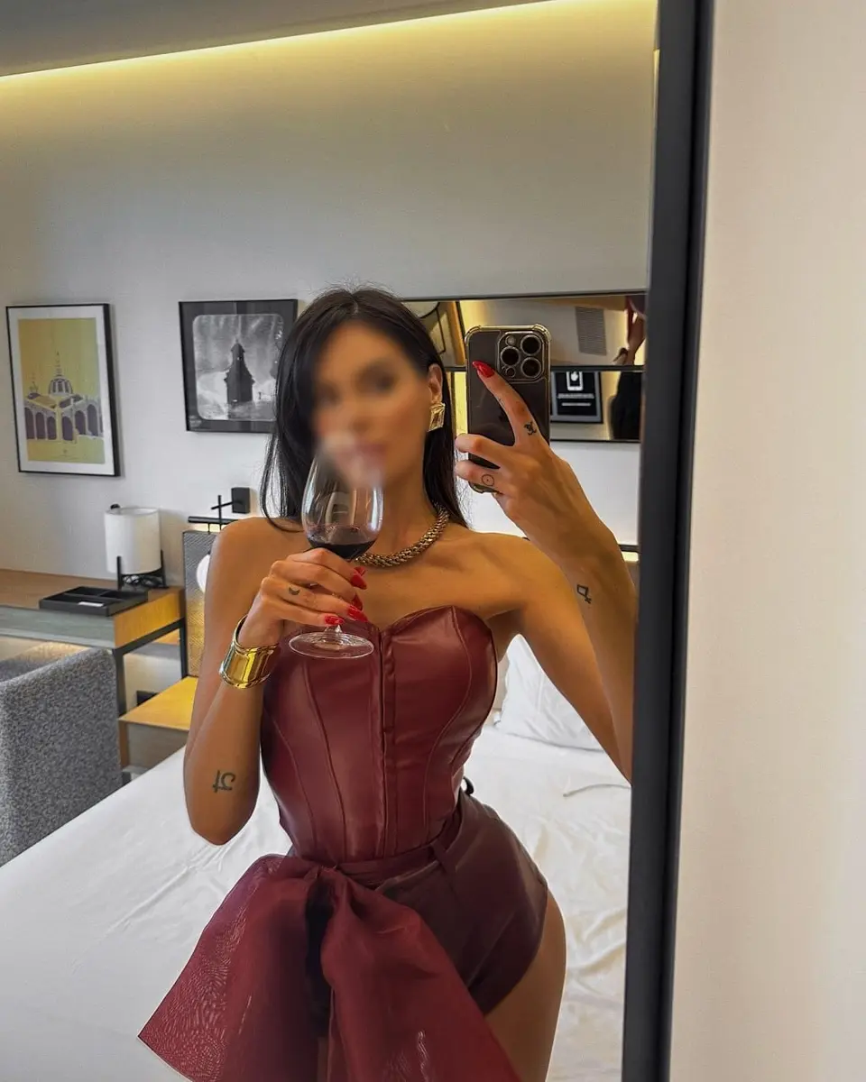 Leah profile in Dubai