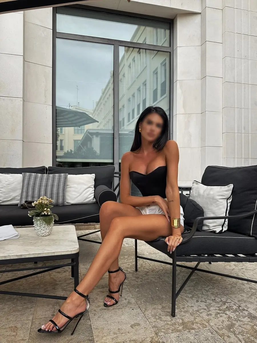 Leah profile in Dubai