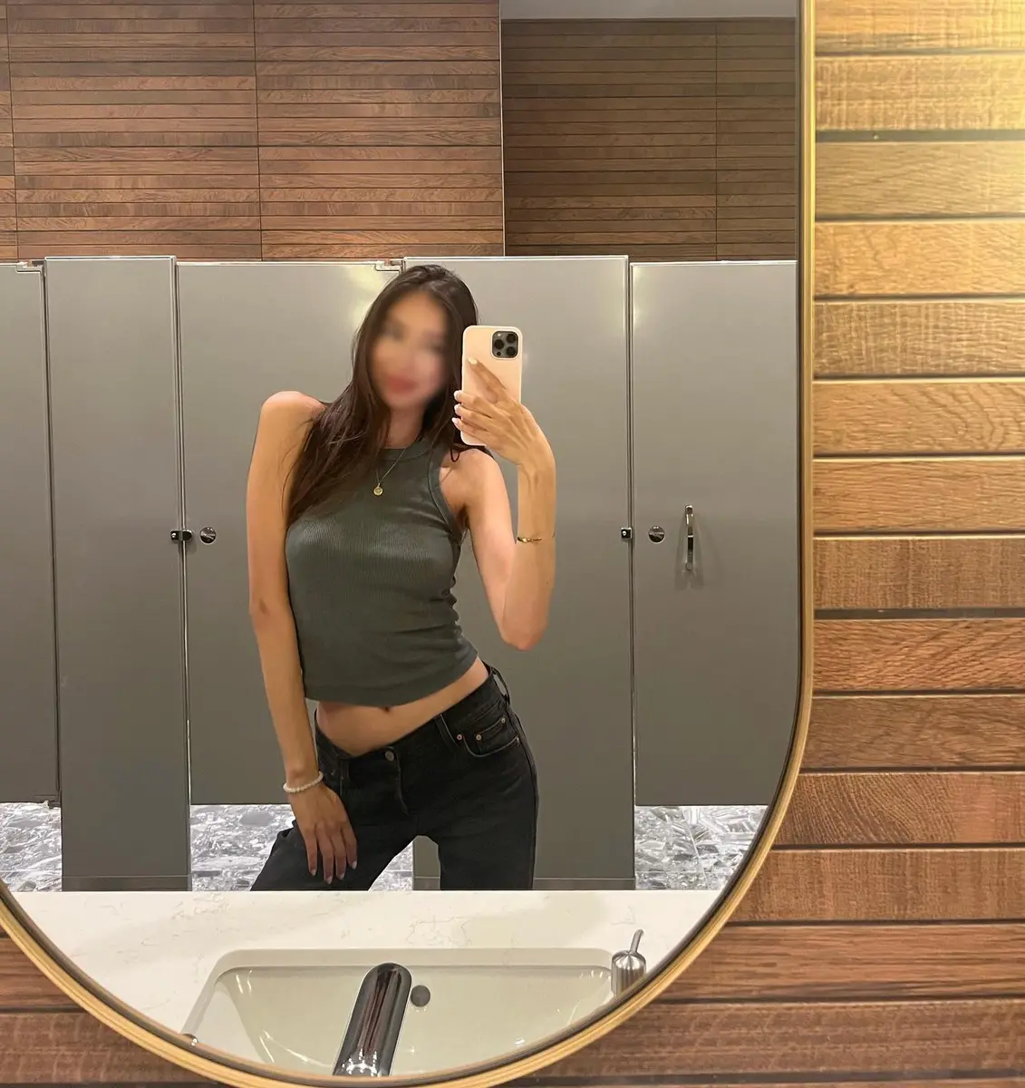 Milena profile in Dubai