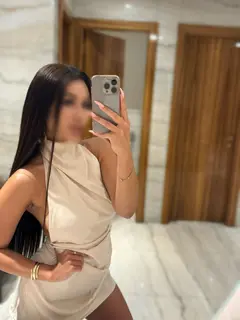 Sophia profile in Dubai